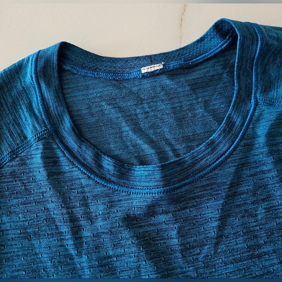 Lululemon Men’s Blue Metal Vent Breathe Short Sleeve Tee Sz M - Picture 5 of 12